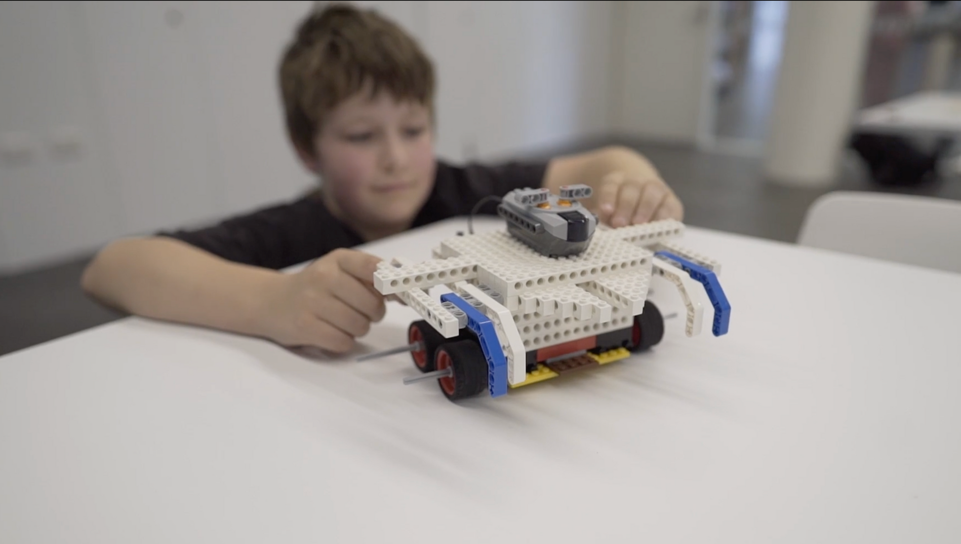 Remote Controlled Race Cars – Imagination Station